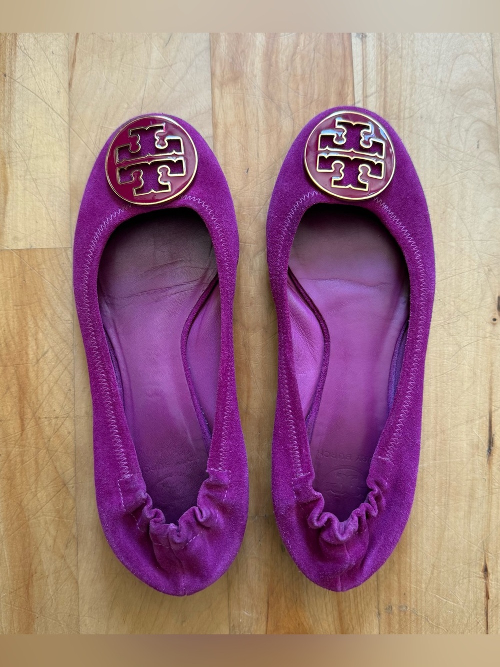 Tory Burch Women's Purple/Pink Suede Minnie Ballet Flats with gold logo (7)